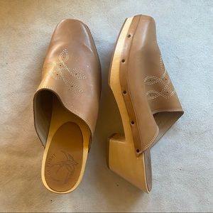 Shy leather clogs by Bird of Flight shoes